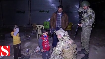 Kahraman Mehmetçik Afrin’de gece devriyesinde