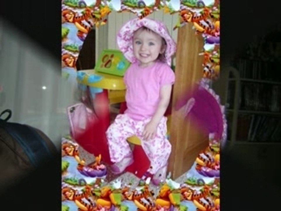 VIDEO LES COUSINES ET COUSIN