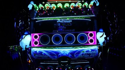 Fans de camions customisés en Thaïlande