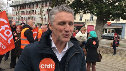 Manifestation: la CFDT fait bande à part