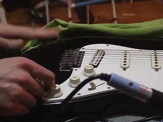 Comment souder la prise jack d'une guitare électrique ?