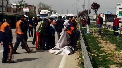 Bursa'da feci kaza...Yaşlı kadın yolun karşısına geçmeye çalışırken canından oldu