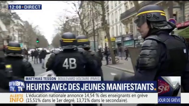 Des casseurs perturbent la manifestation parisienne : des projectiles et des vitrines brisées