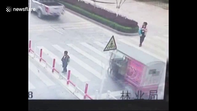 SUV runs over child playing on pedestrian crossing