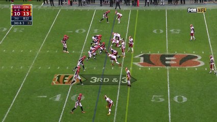 2016 - Tyler Eifert makes 14-yard catch between three defenders