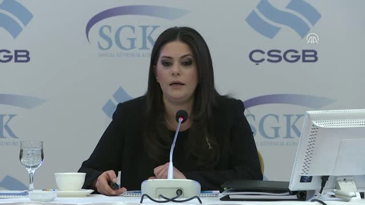 Bakan Sarıeroğlu: "O Dönemde Batmamış Sosyal Güvenlik Kurumu Bir Daha Hiç Batmaz"