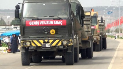 Afrin'e askeri araç sevkiyatı