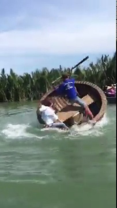 boat drifting amazing video
