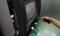 Nasabah Bank Mandiri di Surabaya Diduga Terkena Skimming