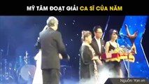 Mỹ Tâm đoạt giải ca sĩ của năm