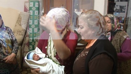 Çöpte yeni doğan bebek bulundu... Mahalleli gözyaşlarına boğuldu