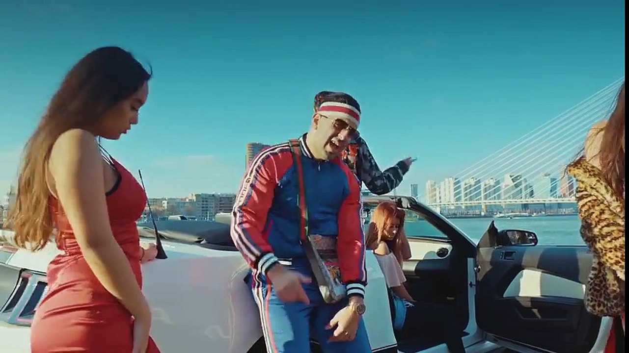 Joey Bravo & Armoo - Loev Niet