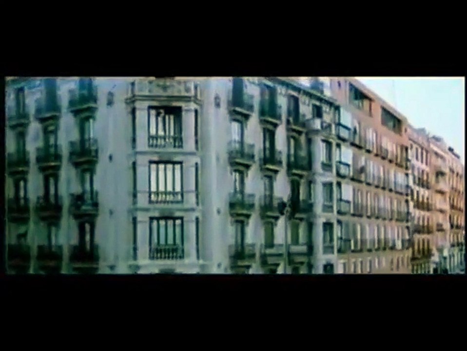 MES CHERS VOISINS - Bande-annonce