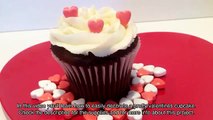 Easily Decorate a Pretty Valentines Cupcake - DIY Food & Drinks - Guidecentral