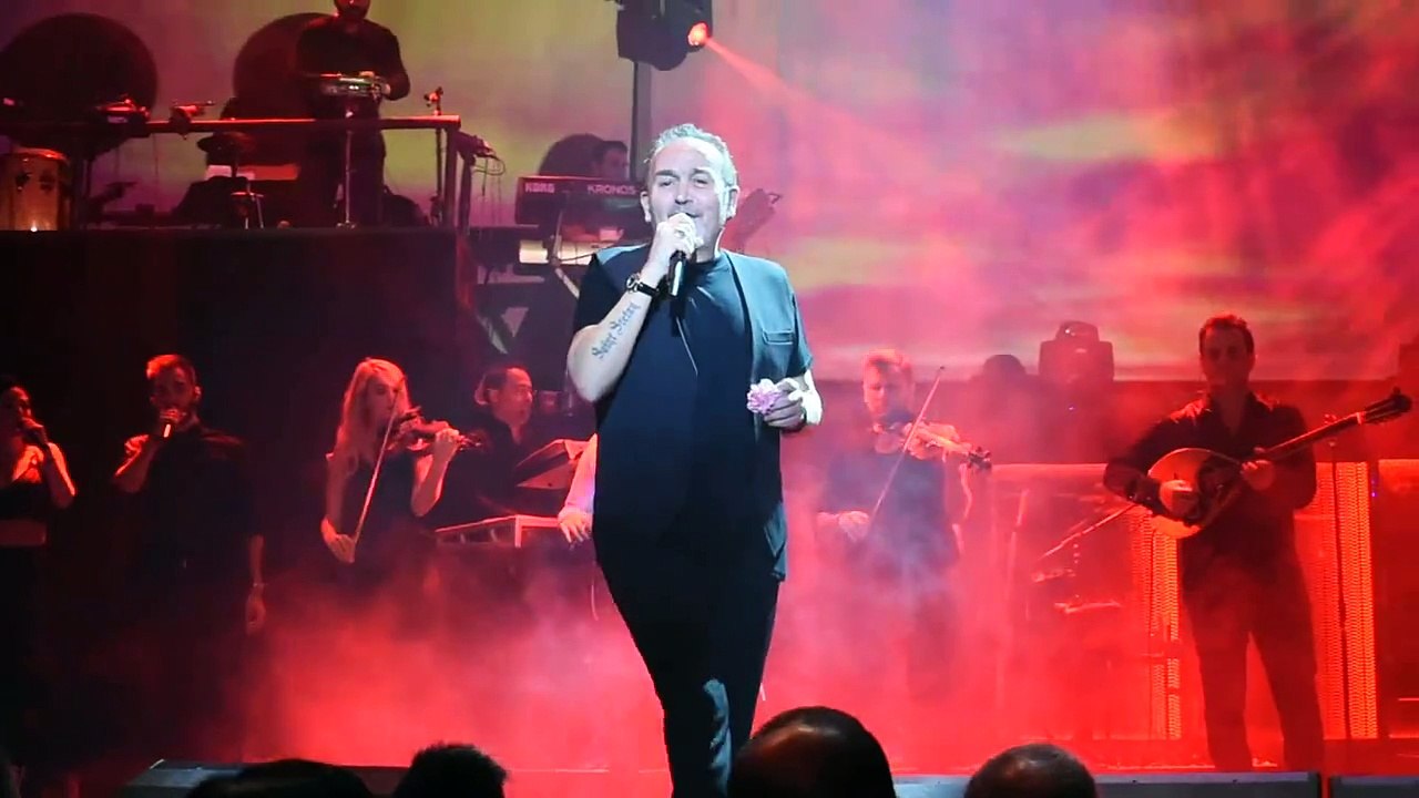 Σταμάτης Γονίδης - Δεν μπορεί να μη σου λείπω - Live 2018 Βοτανικός