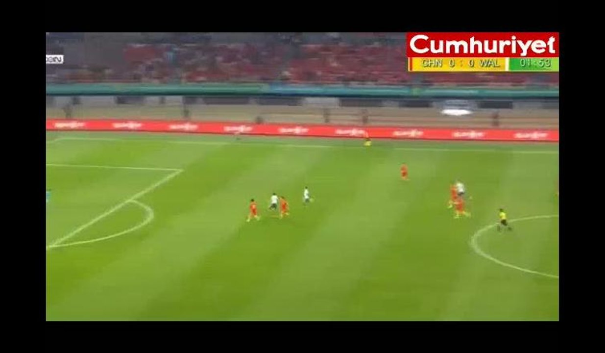 Gareth Bale, Galler tarihine geçti!