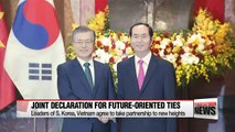 Pres. Moon receives state welcome from Vietnamese pres. S. Korea-Vietnam summit underway