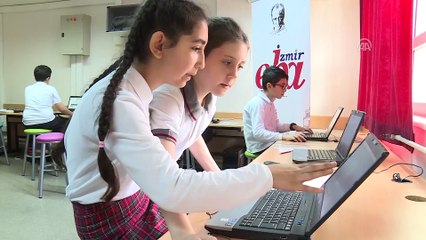 Bilgisayar oyunuyla ders çalışıyorlar - İZMİR
