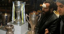 Fenerbahçe'nin Müzesinden Kupa Çalmaya Çalışan Taraftar İçin İstenen Ceza Belli Oldu