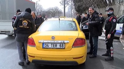 İstanbul’da okul önünde polisten sıkı denetim