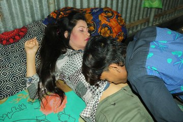 মন ভরে আদর করবো ফাঁকা বাসায় প্রেমিক প্রেমিকার আদিম খেলা REAL MEDIA