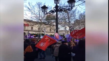 Los ¡¡¡TONTOS!!! del dia, INDIGNACIÓN EN LA RED por seres repugnantes como estos.