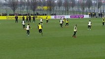 Usain Bolt marque à l'entraînement de Dortmund