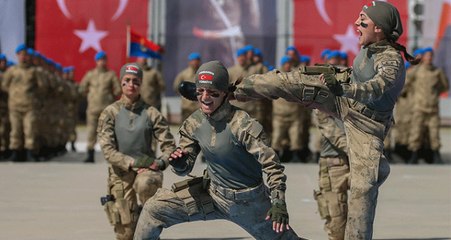 Teröristlerin Kabusu, Mavi Bereli Kadın Askerler Yemin Etti!