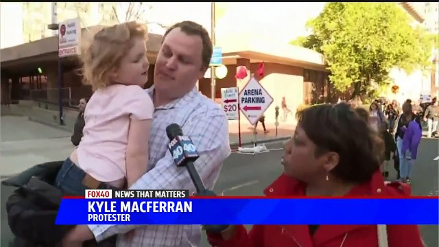 Crowds Protesting Stephon Clark Shooting Block California Interstate