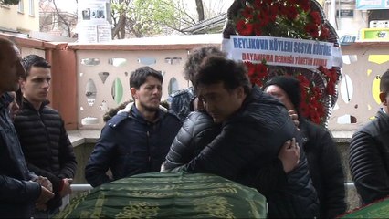 Hayatını kaybeden lösemi hastası arkadaşları için gözyaşı döktüler