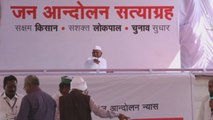 Gandhiano Anna Hazare reedita su lucha anticorrupción en India 7 años después