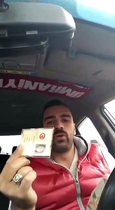 Araçta unutulan cüzdanı sahibine ulaştırıp takdir edilmeyi bekleyen taksici