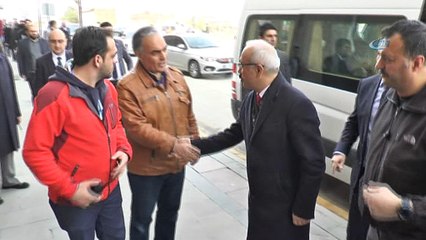 Bakan Elvan: “Sivil vatandaşın kılına dokunulmaması konusunda her türlü hassasiyeti Mehmetçiğimiz gösterdi'