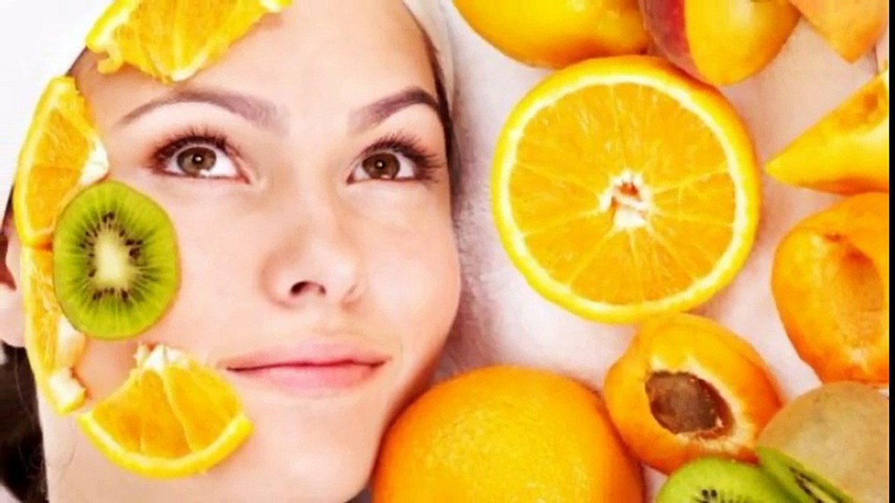 15 Dakika Gibi Kısa Bir Sürede Yüzünüz Bembeyaz Olacak (Beyazlatıcı Doğal Yüz Maskeleri)