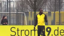 Usain Bolt causa sensación entrenándose con el Borussia Dortmund