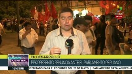 Peruanos piden con masiva movilización "Que se vayan todos"