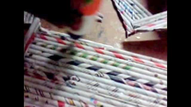 DIY_ How to make mobile phone holder using news paper rolls - news paper crafts