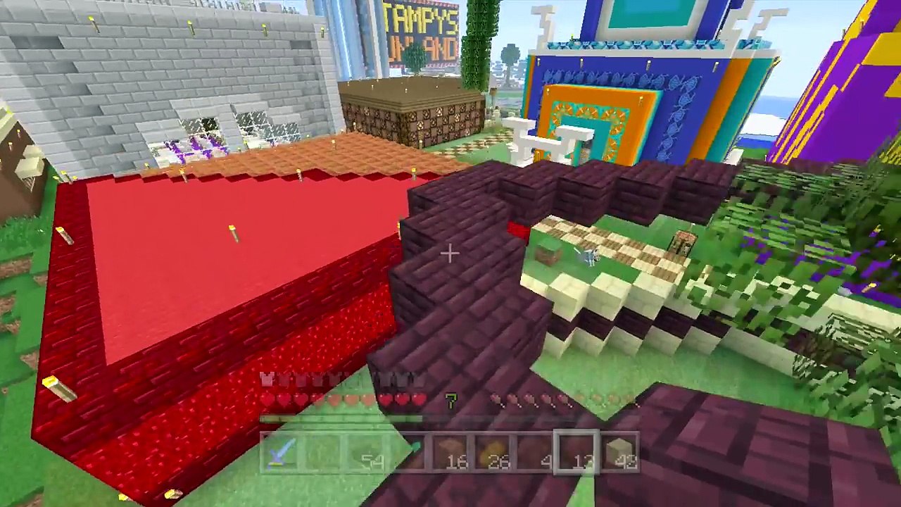 Minecraft Xbox - Weird Building [605]