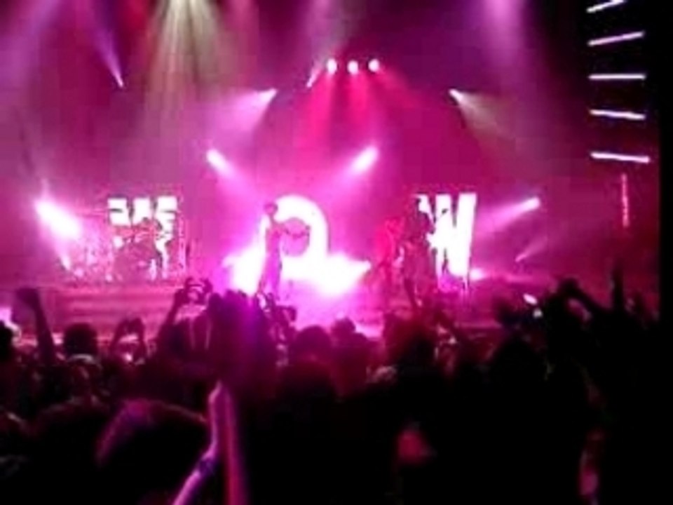 Concert Superbus aux Zeniths (2) de Paris 23/11/07