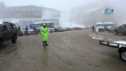 Mart sonunda Uludağ'a kar sürprizi