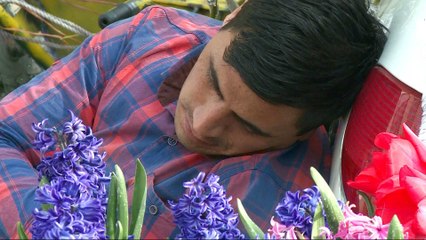 Iran nuclear deal hangs in the balance