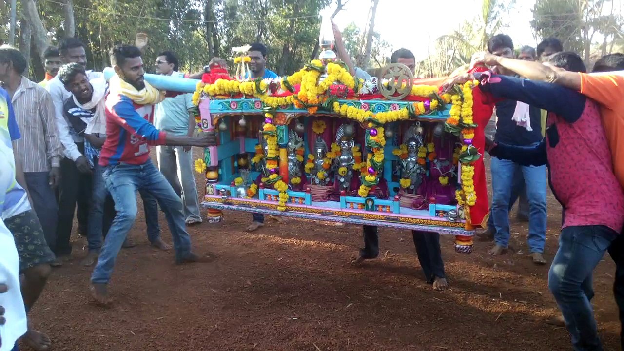 श्री चंडकी सालबाई ग्रामदेवता पालकी