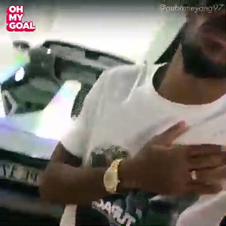 Pierre Emerick Aubameyang nous fait visiter son garage de folie