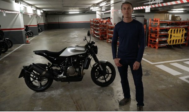 First Look Walk Around of the Husqvarna Vitpilen 701