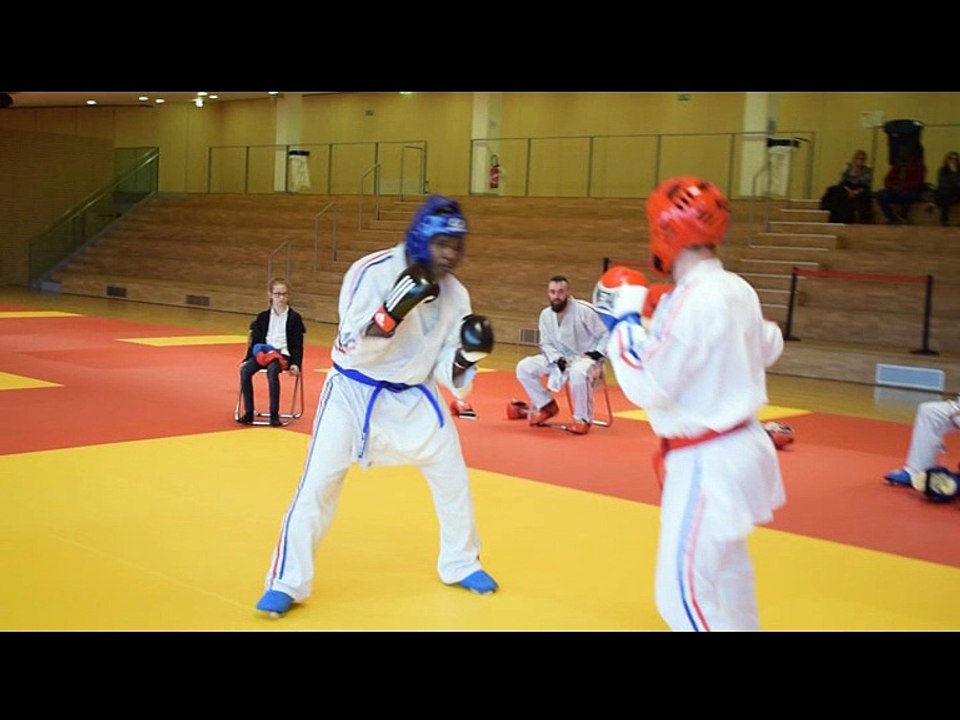 COMBAT 7 KARATE CONTACT