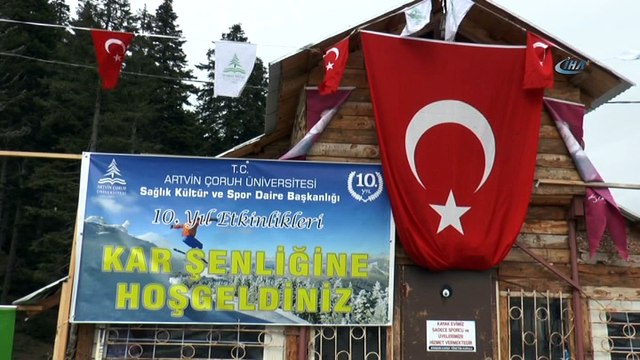 Artvin'de 5. Geleneksel Kar Şenliği renkli görüntülere sahne oldu
