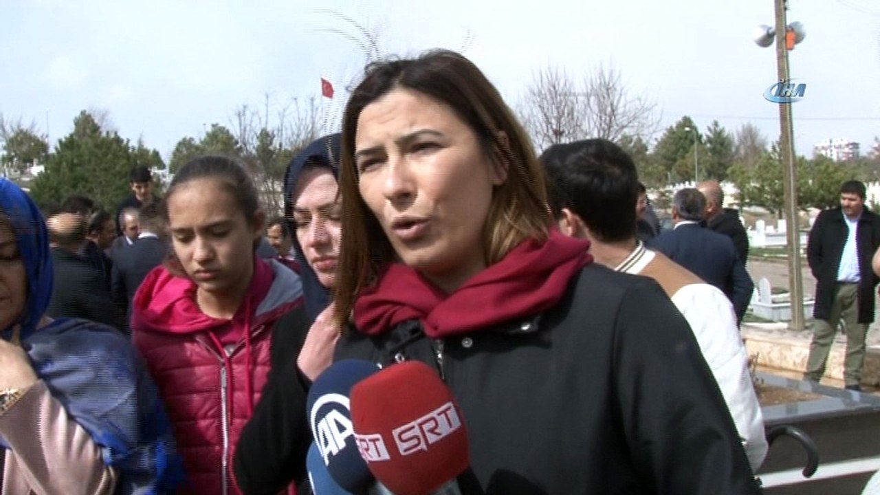 BBP'nin merhum lideri Muhsin Yazıcıoğlu ile birlikte hayatını kaybedenler mezarları başında anıldı