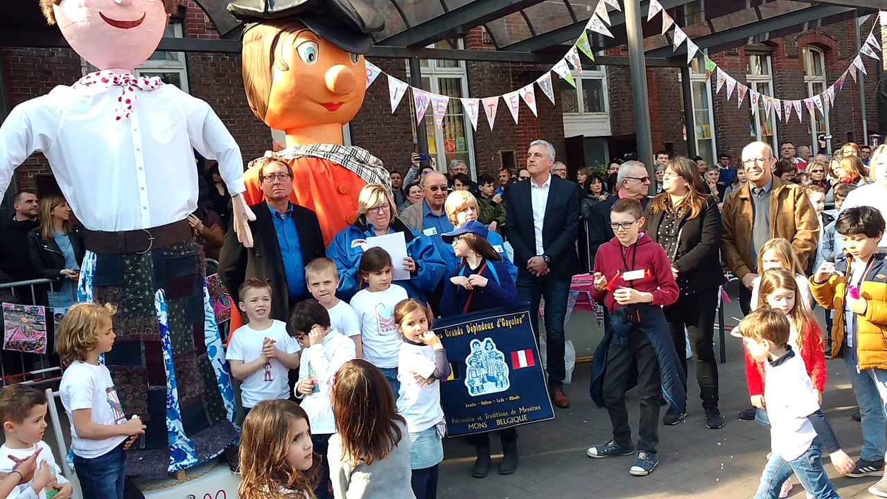 Mons : Ducasse de Messines . On a chanté pour Achile. Vidéo 3/4 Eric Ghislain