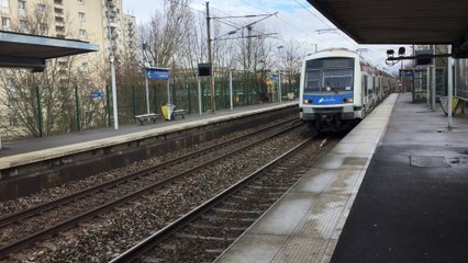Z 22500 ( MI 2N ) - RER E - Les Boullereaux - Champigny