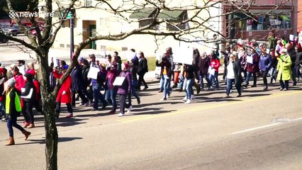 Protesters chant ‘NRA has got to go’ at March for Our Lives rally in Ohio